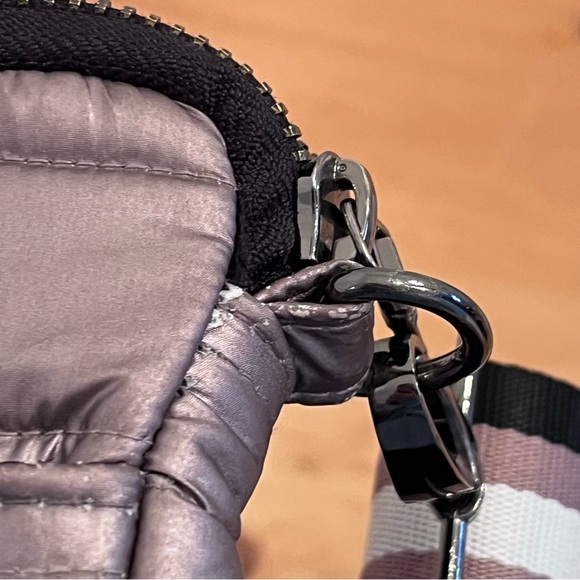 Think Royln The Cell Crossbody Bag Quilted in Pearl Latte ~ Retail $98 - Picture 10 of 14